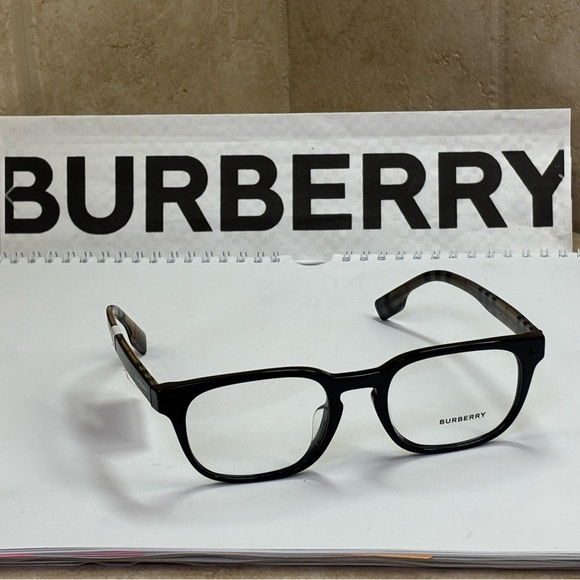 New Burberry B2335-F 3773 Carlyle Black Eyeglasses - Picture 1 of 14